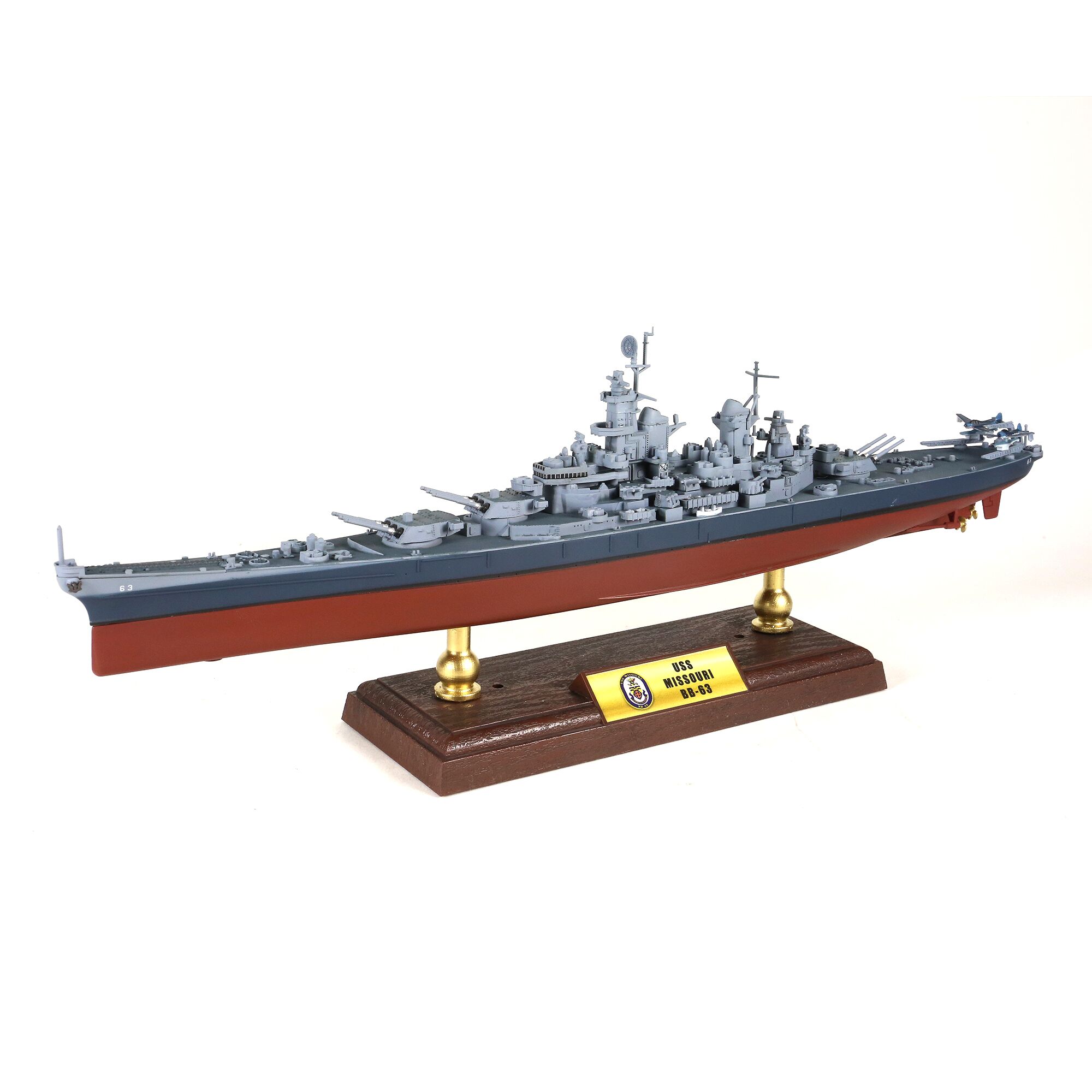 Iowa-class Battleship, USN, BB-63 USS Missouri, Pacific, Battle of Okinawa 1945