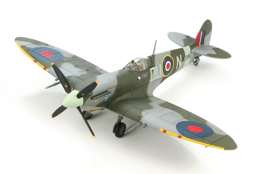 Spitfire HF Mk.IXC "DU-N", ML296, Otto Smik, 312 Sqn. RAF, England 1944