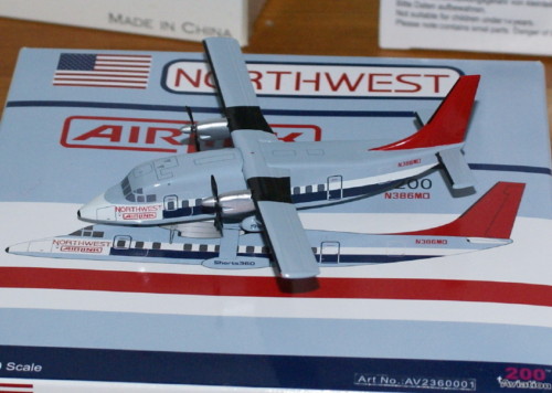 Short 360-300 Northwest Airlines