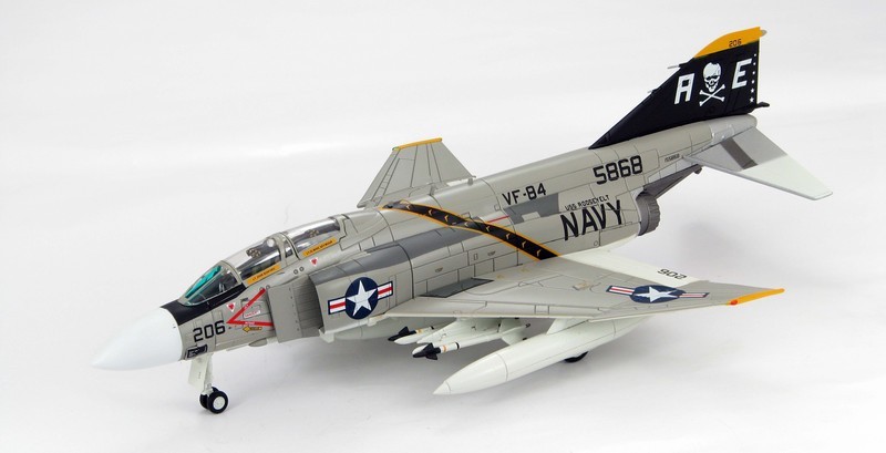 F-4J Phantom, VF-84 "Jolly Rogers" USS F.D. Roosevelt