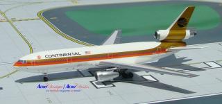 DC-10-30 Continental Airlines "1980s - Black Meatball"