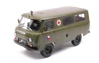 UAZ 452A - Ambulancia, ČSLA (olivová zelená)