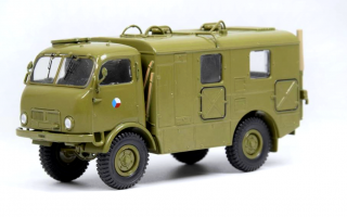 Tatra 805 RS-41, skriňový rádiovoz ČSLA (vojenská zelená)